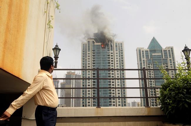 4 injured in fire in skyscraper in India's financial capital | iNFOnews.ca CP361829776