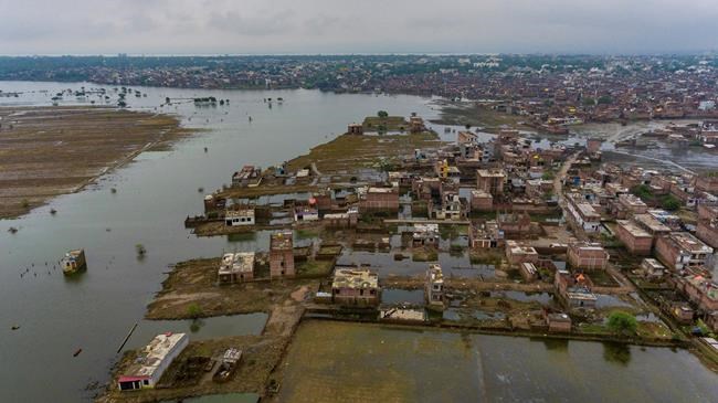 Torrential rains kill another 42 people in India | iNFOnews.ca CP616482822