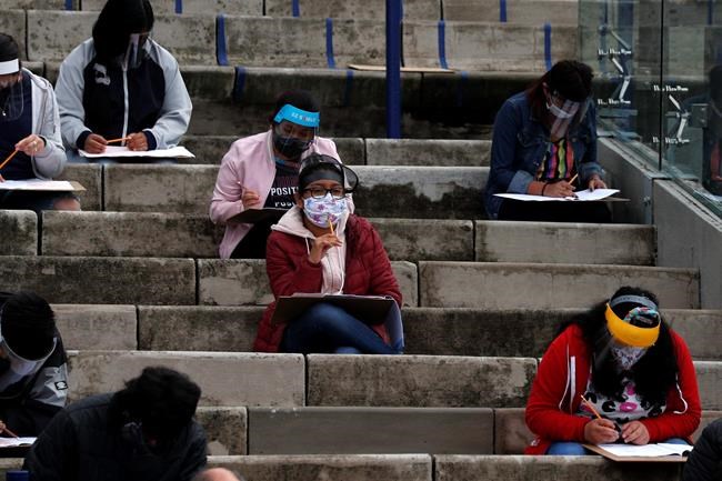 Mexican students take college entrance exam amid pandemic | iNFOnews.ca
