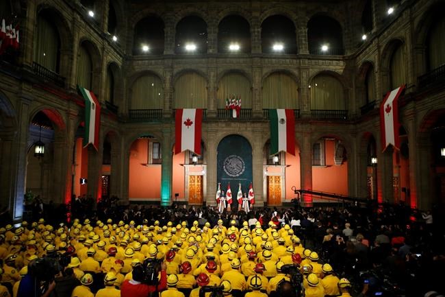 Mexican, Canadian leaders reaffirm commitment to NAFTA | iNFOnews.ca
