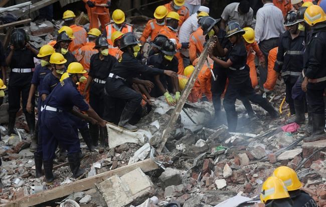 Rescuers at India building collapse find 15 injured, 33 dead | iNFOnews.ca
