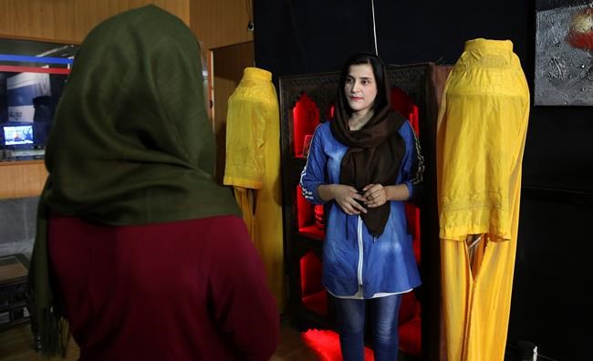 Young Afghan women barely remember Taliban but fear a return | iNFOnews.ca Young Afghan women barely remember Taliban but fear a return | iNFOnews.ca