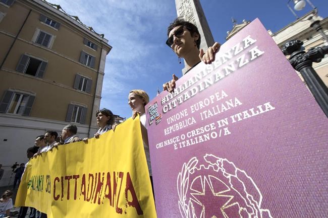 Italy teachers, lawmakers protest to demand citizenship law | iNFOnews.ca Italy teachers, lawmakers protest to demand citizenship law | iNFOnews.ca