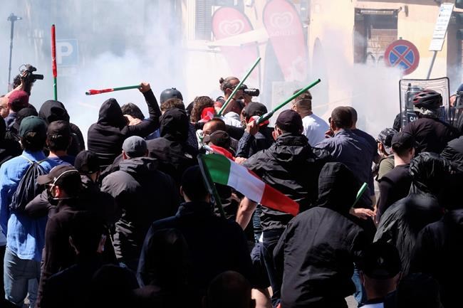 Italy far-right clash briefly with cops during day of demos | iNFOnews.ca