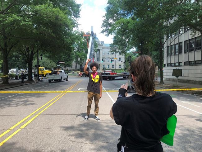 While Confederate statues come down, other symbols targeted | iNFOnews.ca