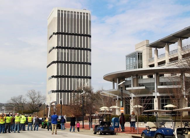 Implosion: Tallest building in Kentucky's capital demolished | iNFOnews.ca