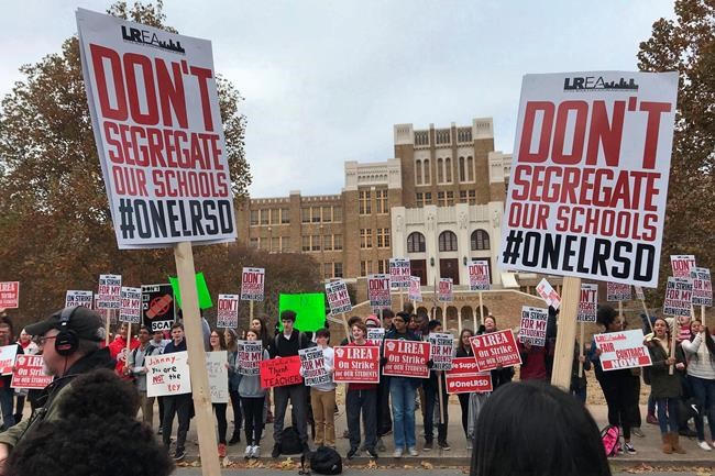 Little Rock teachers looks at options after one-day strike | iNFOnews.ca Little Rock teachers looks at options after one-day strike | iNFOnews.ca