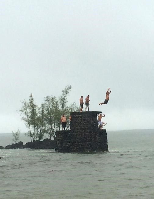 Hawaii dodges Madeline damage, prepares for second storm | iNFOnews.ca