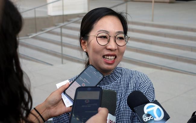 Lawyers: Discharged Army specialist granted US citizenship | iNFOnews.ca