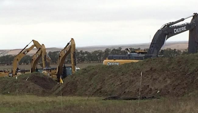 Dakota Access pipeline work resumes near site of protest | iNFOnews.ca