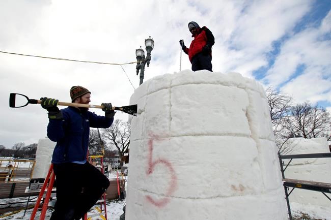Snow sculpting teams gather in Wisconsin for national event | iNFOnews.ca