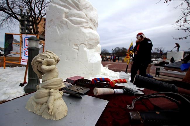 Trump's a target at snow sculpting championship | iNFOnews.ca