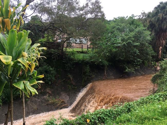 Honolulu dam's neighbours warned as storm raises water levels | iNFOnews.ca Honolulu dam's neighbours warned as storm raises water levels | iNFOnews.ca