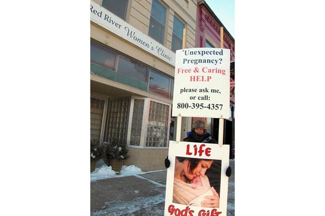 North Dakota abortion clinic files federal suit over 2 laws | iNFOnews.ca