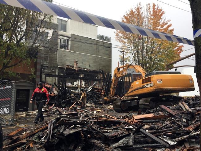 Firefighter thrown up to 20 feet in Portland gas explosion | iNFOnews.ca