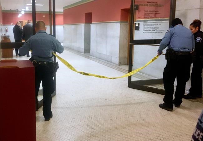 Police: Man who pulled weapon while in interview room shot | iNFOnews.ca