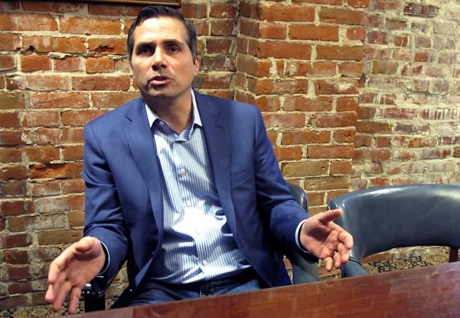 Kansas independent candidate wants to lure votes from Kobach | iNFOnews.ca