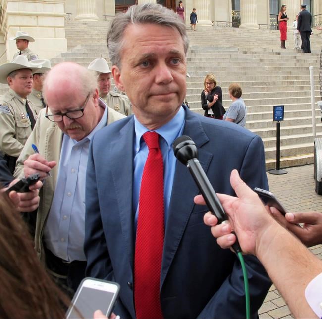 New Kansas governor faces wild race, possible spoiler's help | iNFOnews.ca