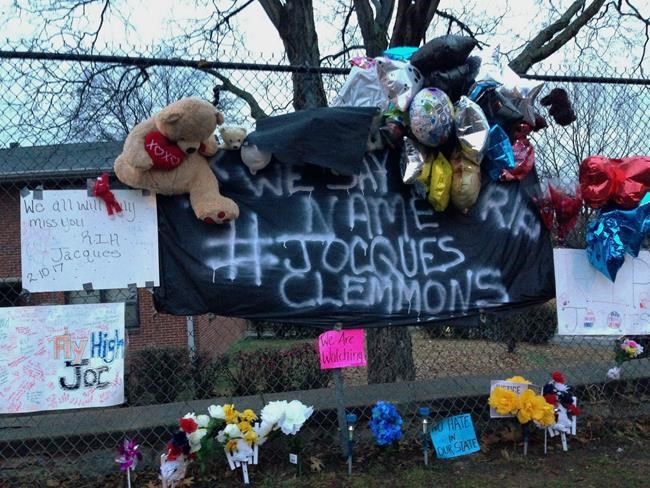 Video shifts initial view of fatal Nashville police shooting | iNFOnews.ca CP744099098