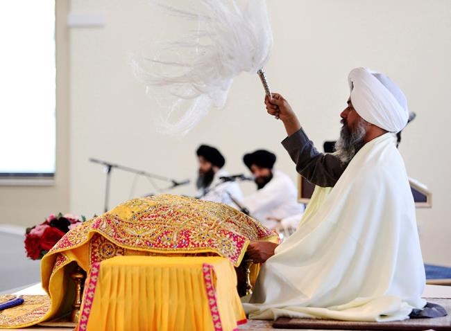 Virus forces home delivery of Sikh holiday fare and prayers | iNFOnews.ca