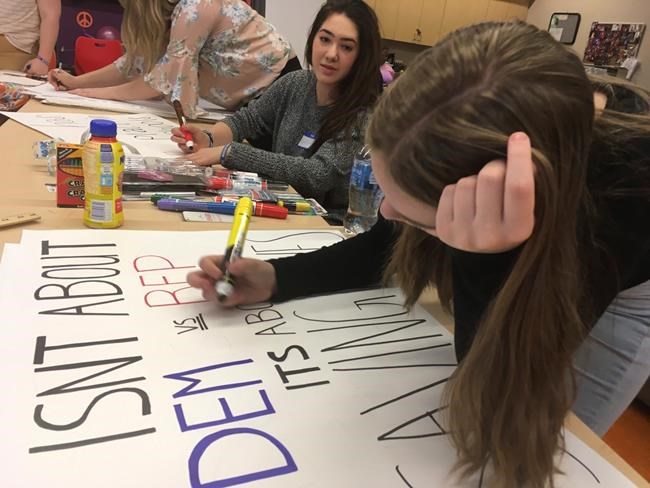 Students scarred by Vegas massacre join Florida rallying cry | iNFOnews.ca