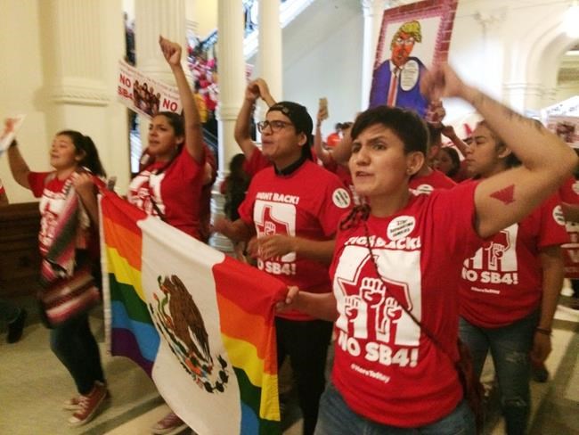 Protest sparks Texas lawmaker threats of gun violence | iNFOnews.ca