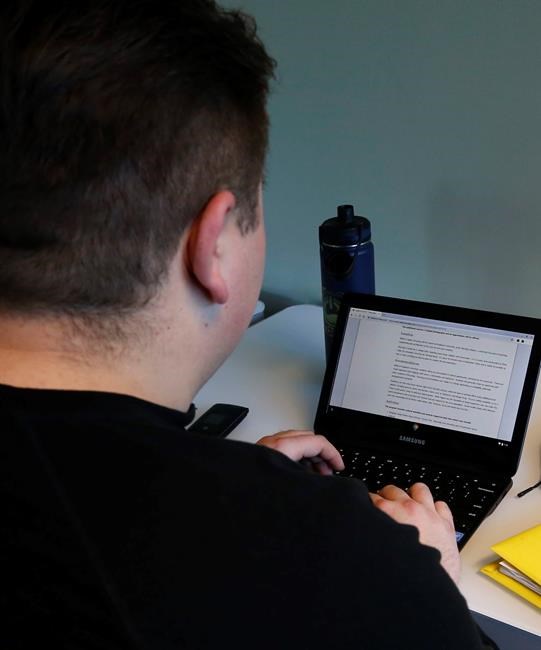 'Hi, my name is - - - , and I'm addicted to tech' | iNFOnews.ca