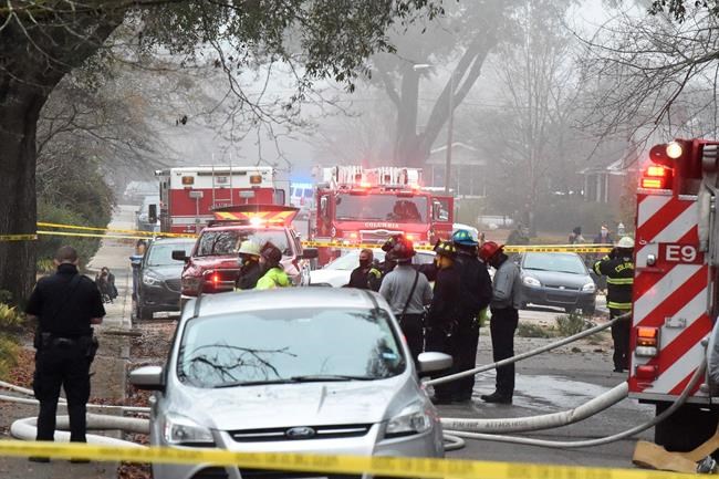 Small plane crashes in South Carolina neighbourhood in fog | iNFOnews.ca Small plane crashes in South Carolina neighbourhood in fog | iNFOnews.ca