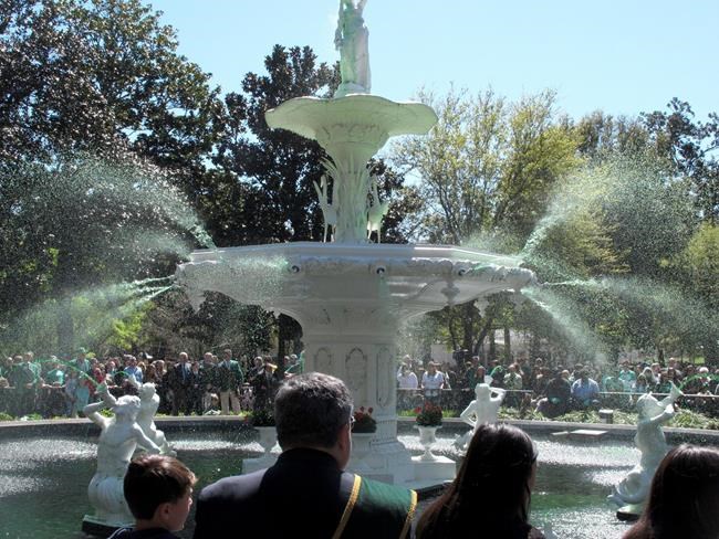 Going green: Savannah's fountains get set for St. Patrick's | iNFOnews.ca