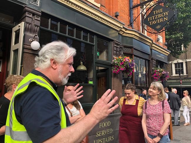'London literary pub' tour brings writers and writing home | iNFOnews.ca