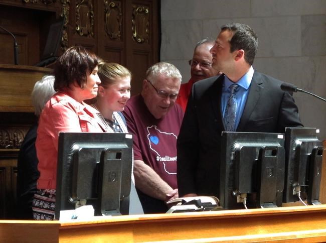 Kidnap victim Jayme Closs honoured by Wisconsin Assembly | iNFOnews.ca