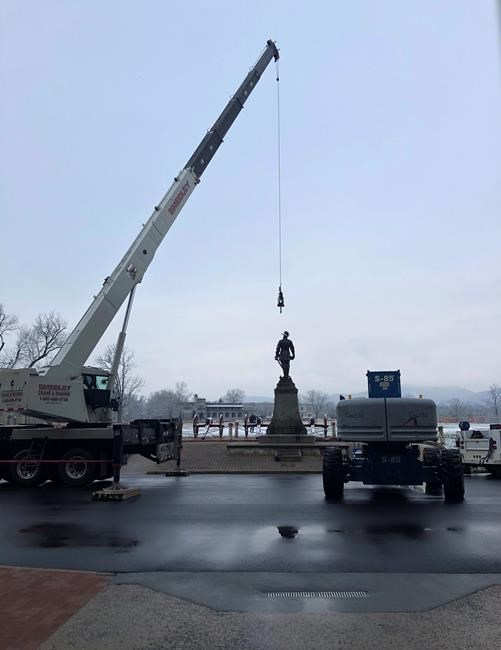 Virginia Military Institute removes Confederate statue | iNFOnews.ca Virginia Military Institute removes Confederate statue | iNFOnews.ca