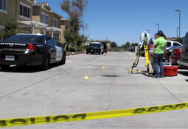 Police: Suspect dies, 2 officers hospitalized in California | iNFOnews.ca Police: Suspect dies, 2 officers hospitalized in California | iNFOnews.ca