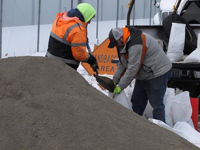 The Latest: Nevada flooding should peak early Monday | iNFOnews.ca