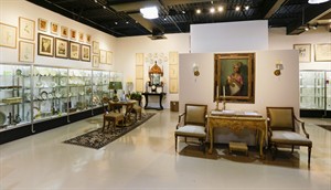 Furniture, art, clothes that once filled Oprah Winfrey's Chicago home up for highest bidder | iNFOnews.ca CP32826549