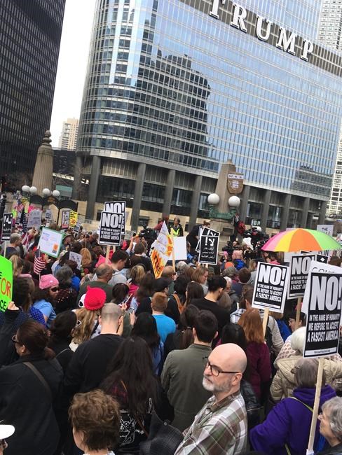 Thousands of demonstrators across US say 'Not My President' | iNFOnews.ca
