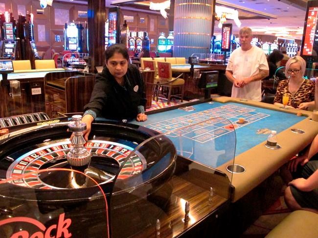 Super Bowl run-up helps boost NJ gambling revenue | iNFOnews.ca