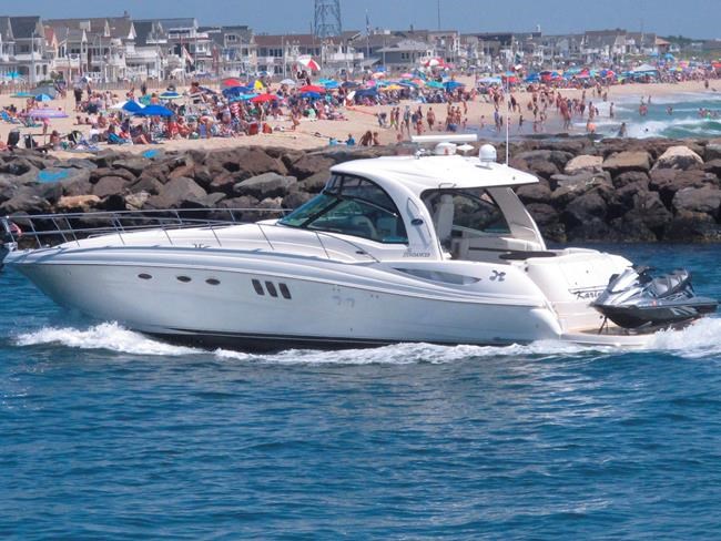 Virus concerns grow - as do crowds flocking to Jersey Shore | iNFOnews.ca