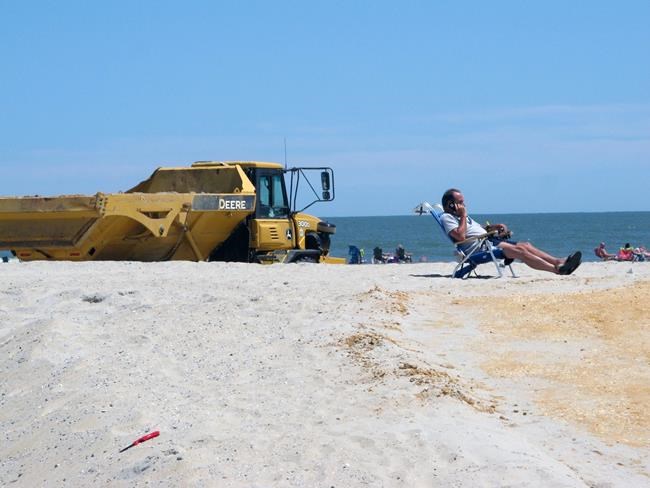 Judge orders halt to New Jersey sand dune project | iNFOnews.ca