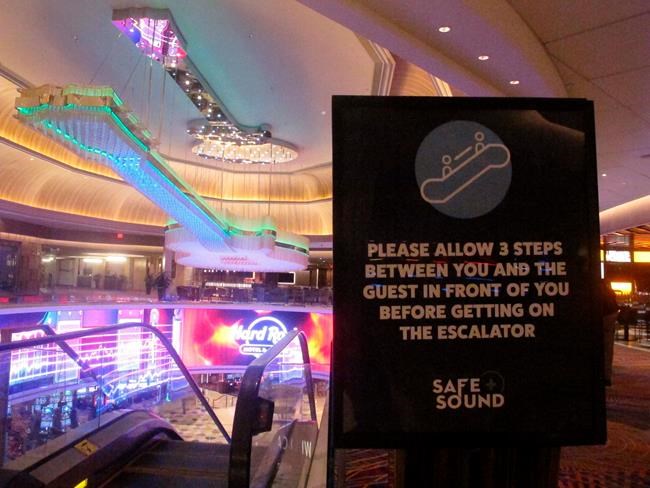 No smoking, drinking or eating as Atlantic City casinos open | iNFOnews.ca