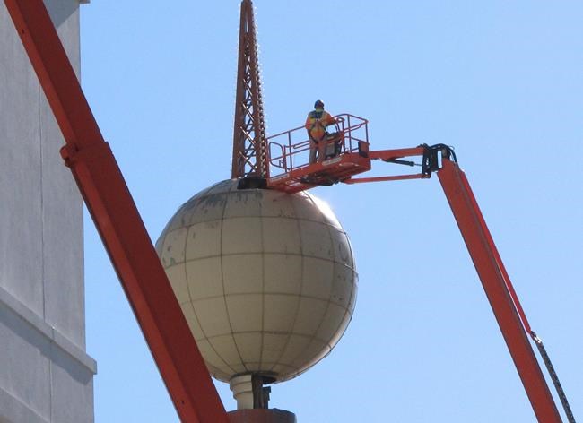 Iconic domes, spires removed from ex-Trump Taj Mahal casino | iNFOnews.ca