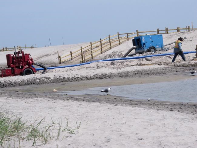 Soggy shore town OKs renewed court fight against dunes | iNFOnews.ca Soggy shore town OKs renewed court fight against dunes | iNFOnews.ca