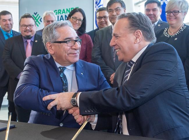 Quebec, Cree leaders sign deal as other Indigenous groups protest across Canada | iNFOnews.ca