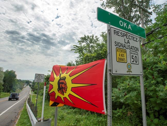 'Yes the bridges are cut': Kanesatake Grand Chief refuses talks with Oka mayor | iNFOnews.ca