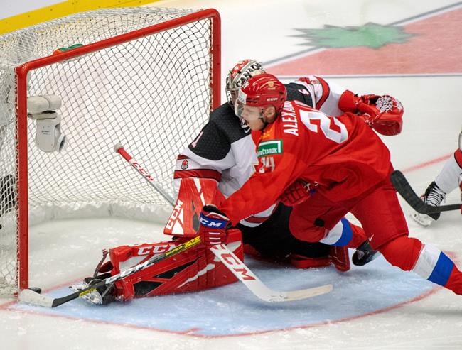 Canada thumped by Russia, lose star Alexis Lafreniere to injury at world juniors | iNFOnews.ca CP697397925