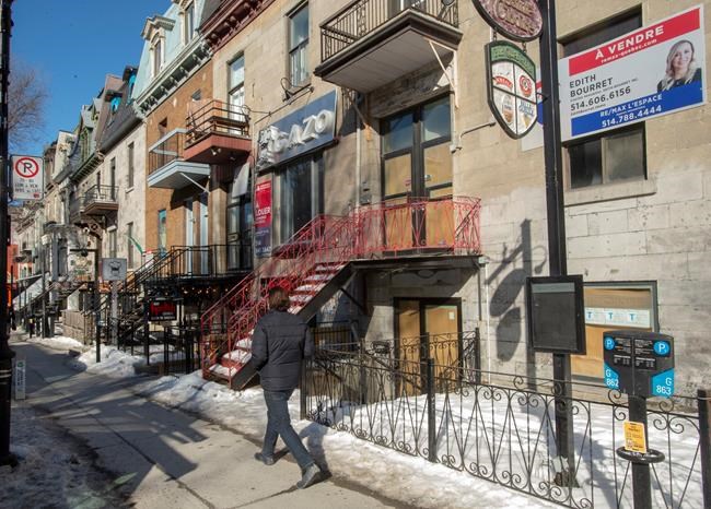Montrealers battle over reasons why their booming city is plagued by empty storefronts | iNFOnews.ca