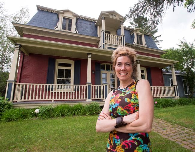 Once-closed rural Quebec hotel jumps aboard short-term rental trend | iNFOnews.ca