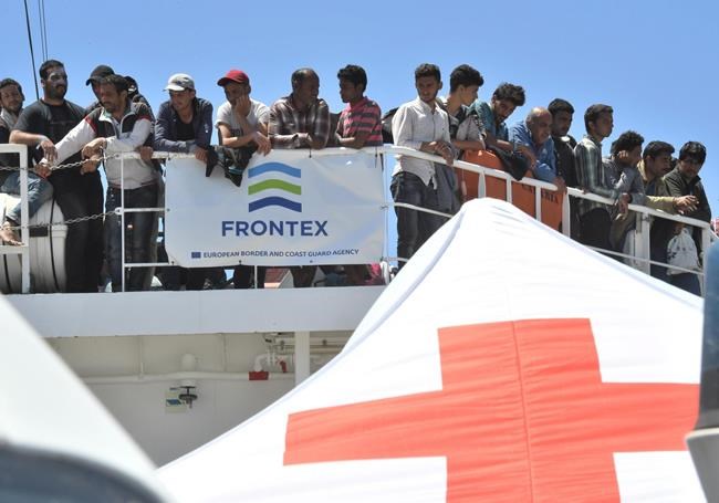 Migrant pressures grow; Italy presses EU nations to do more | iNFOnews.ca CP634465361
