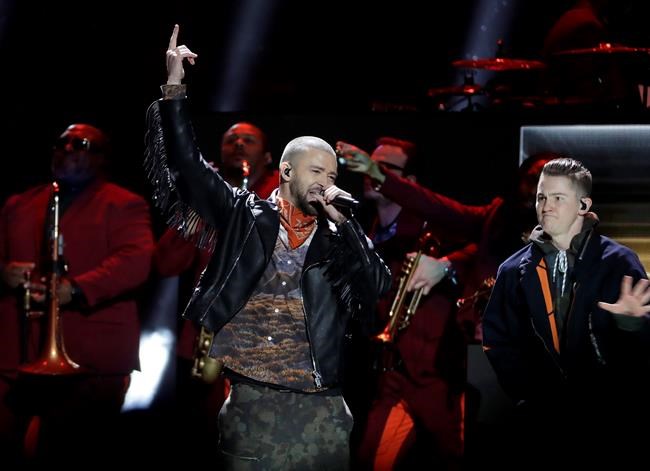 Review: Jam-packed Timberlake halftime show fails to dazzle | iNFOnews.ca Review: Jam-packed Timberlake halftime show fails to dazzle | iNFOnews.ca