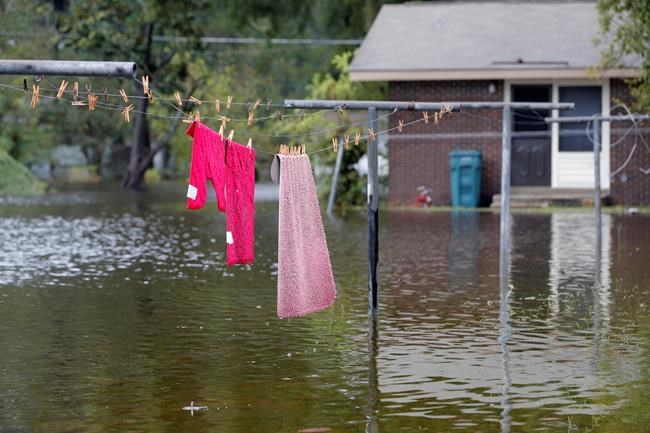 North, South Carolina cope with wet misery left by Florence | iNFOnews.ca